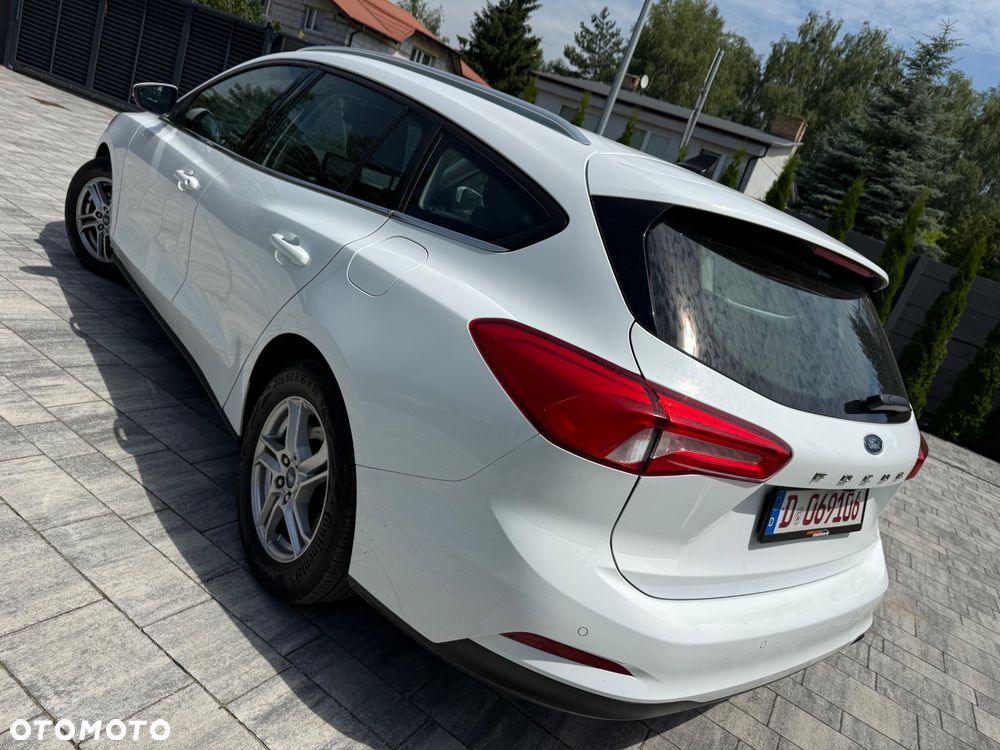 Ford Focus 1.5 EcoBlue STart-Stopp-System TITANIUM - 23