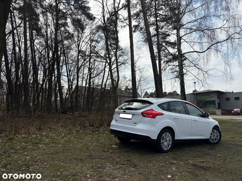 Ford Focus 1.0 EcoBoost Trend - 19