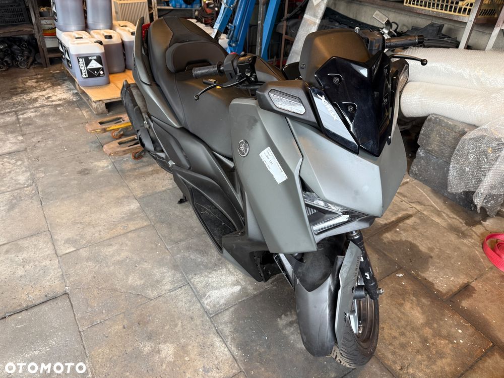 Yamaha X-max