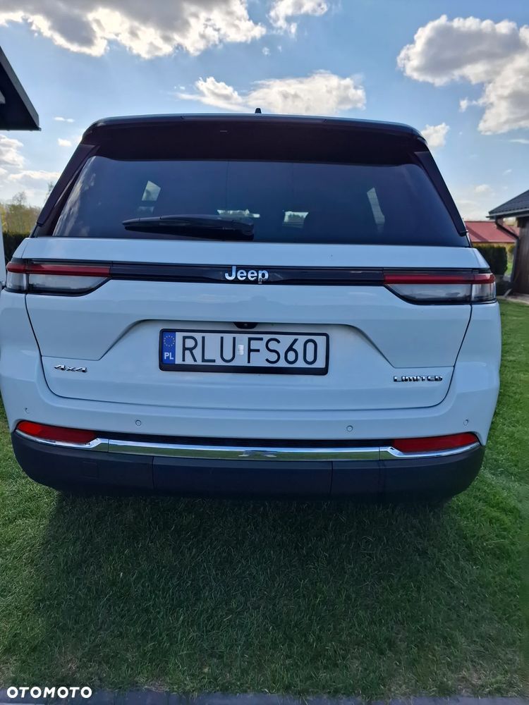 Jeep Grand Cherokee - 17