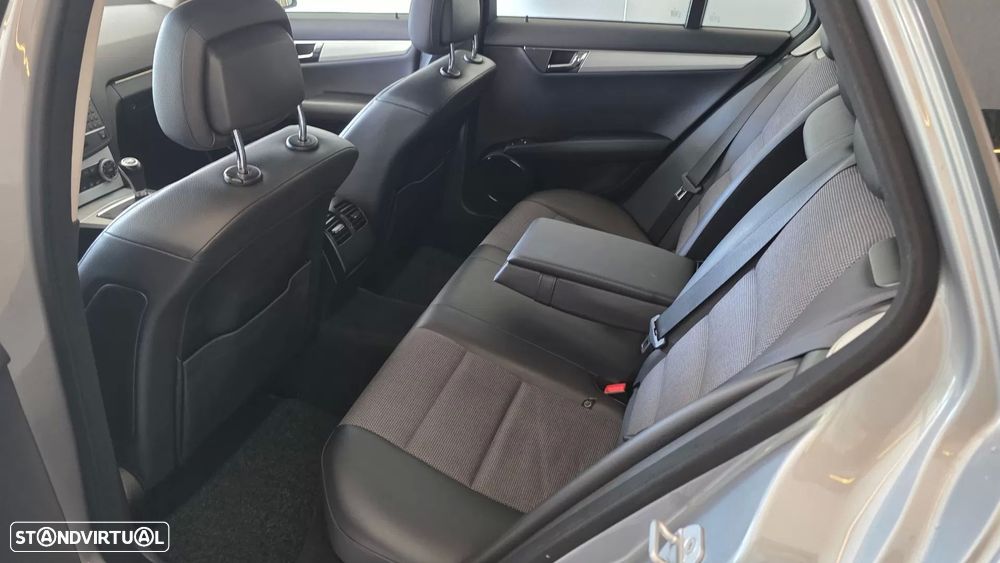 Mercedes-Benz C 220 CDi Avantgarde BlueEfficiency - 43