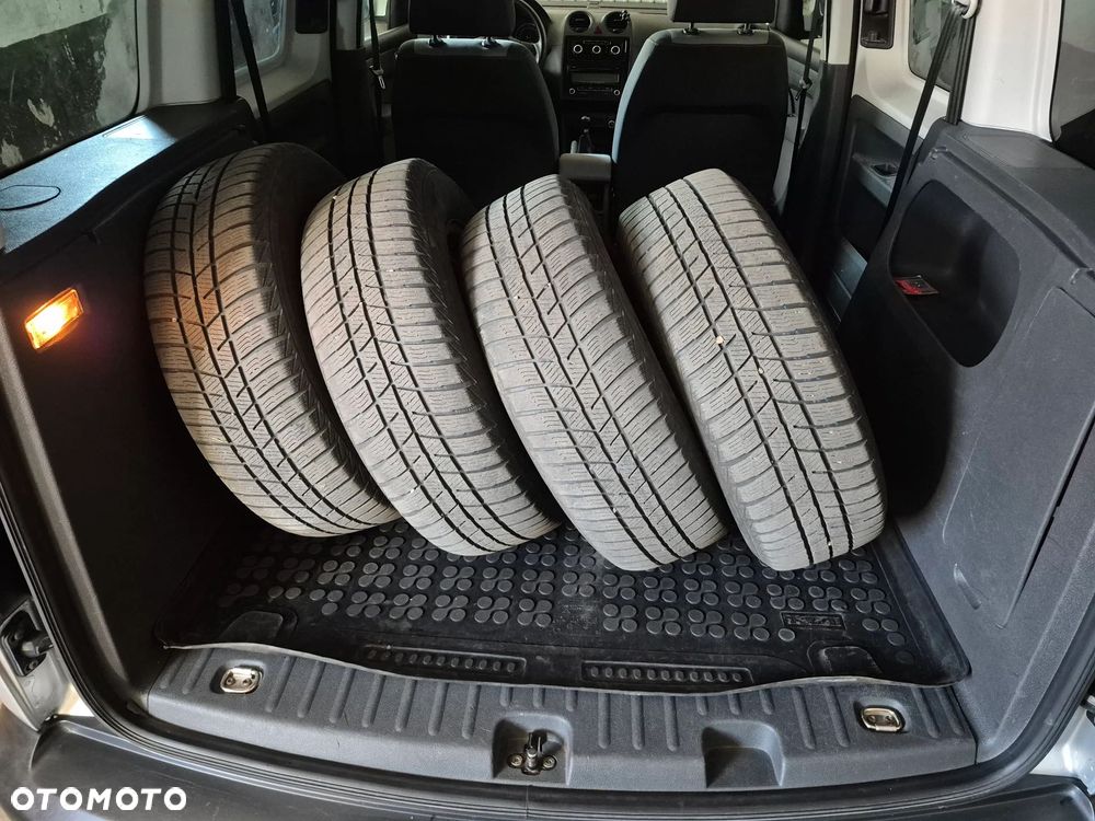 Volkswagen Caddy - 11