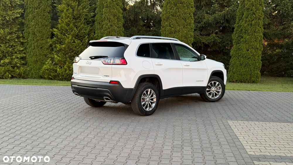 Jeep Cherokee - 13