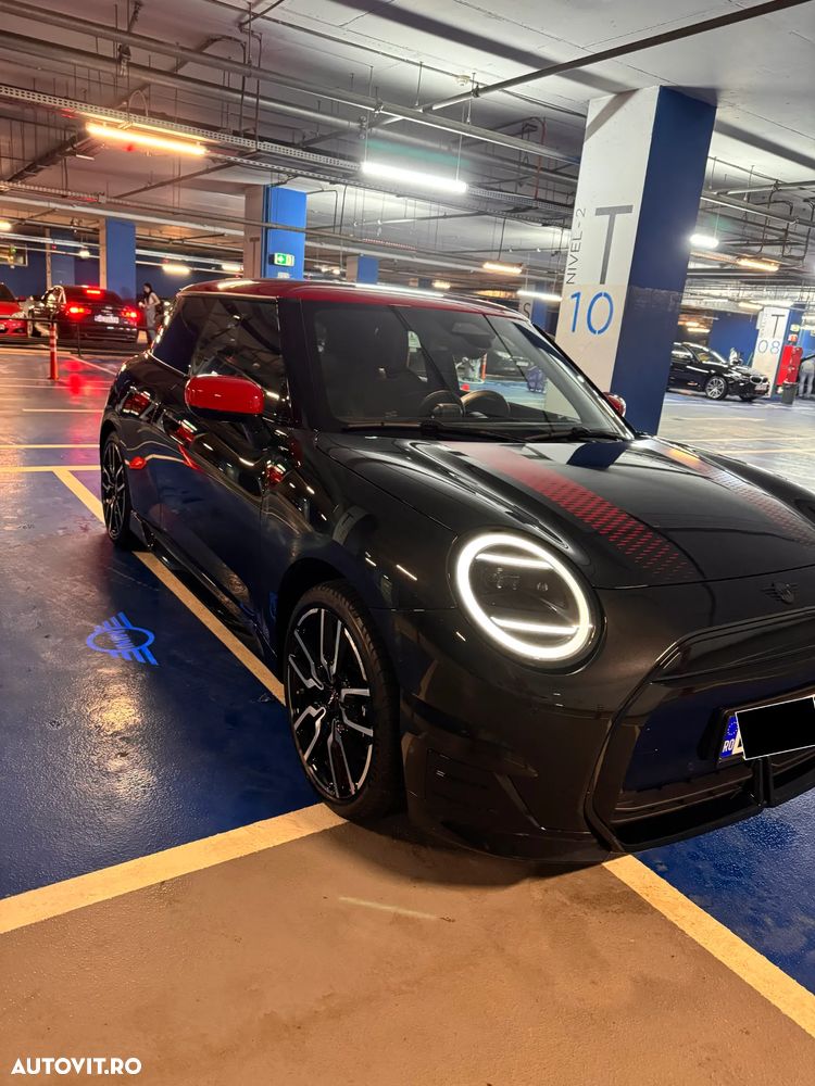 Mini Cooper SE Electric Trim - 2