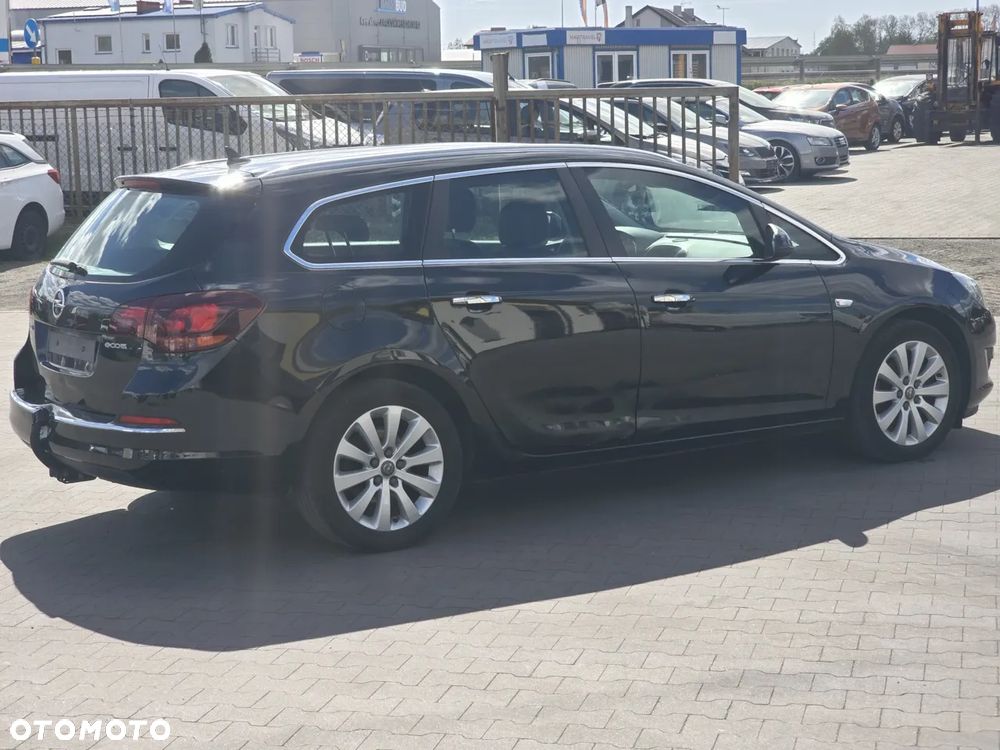 Opel Astra 1.7 CDTI DPF Cosmo - 3