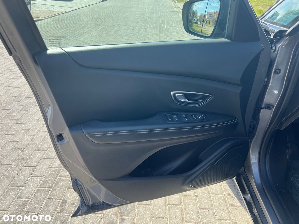 Renault Scenic ENERGY TCe 130 INITIALE PARIS - 16