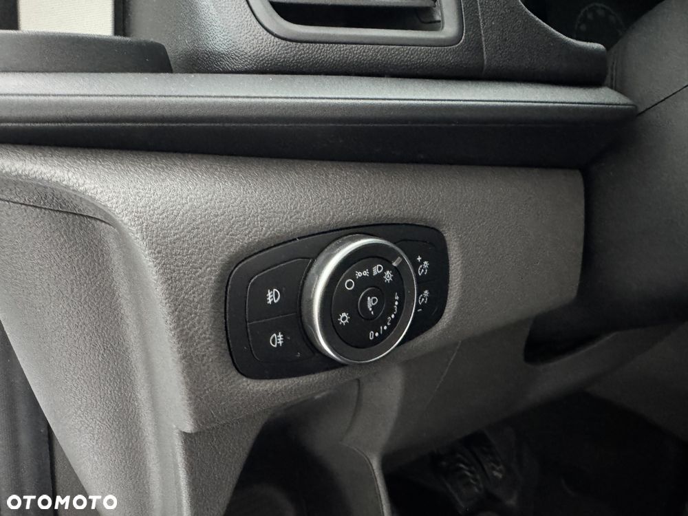 Ford Transit Custom - 19