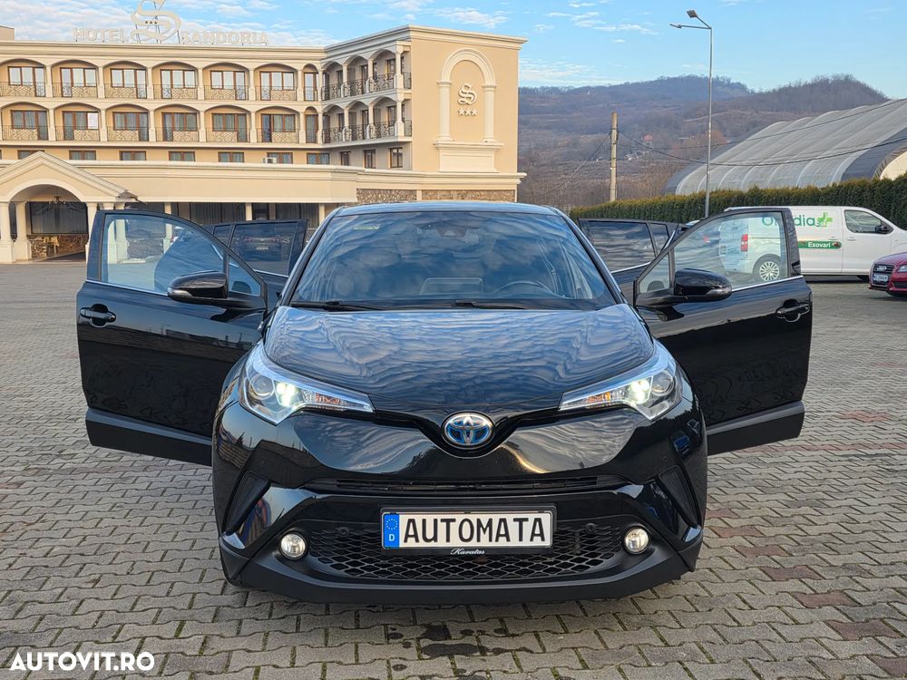 Toyota C-HR Hybrid Club - 31