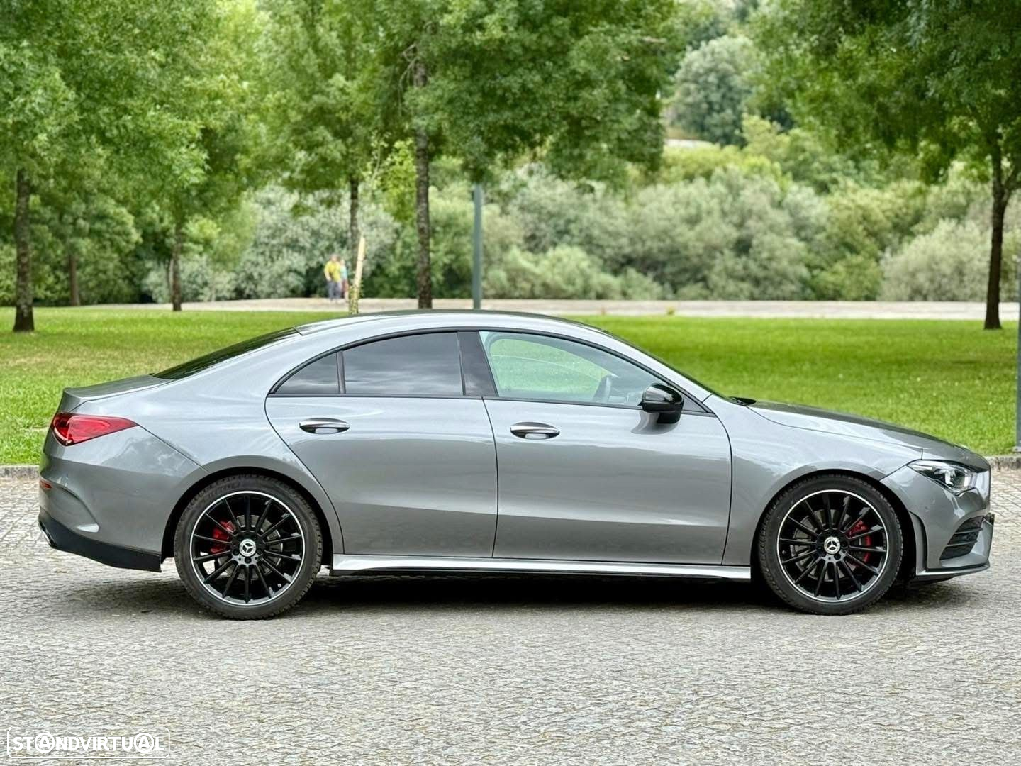 Mercedes-Benz CLA 200 - 4