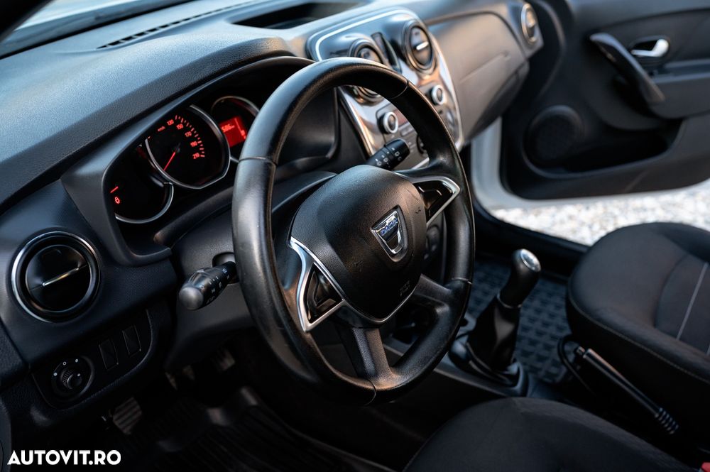 Dacia Sandero 1.5 dCI Laureate - 13