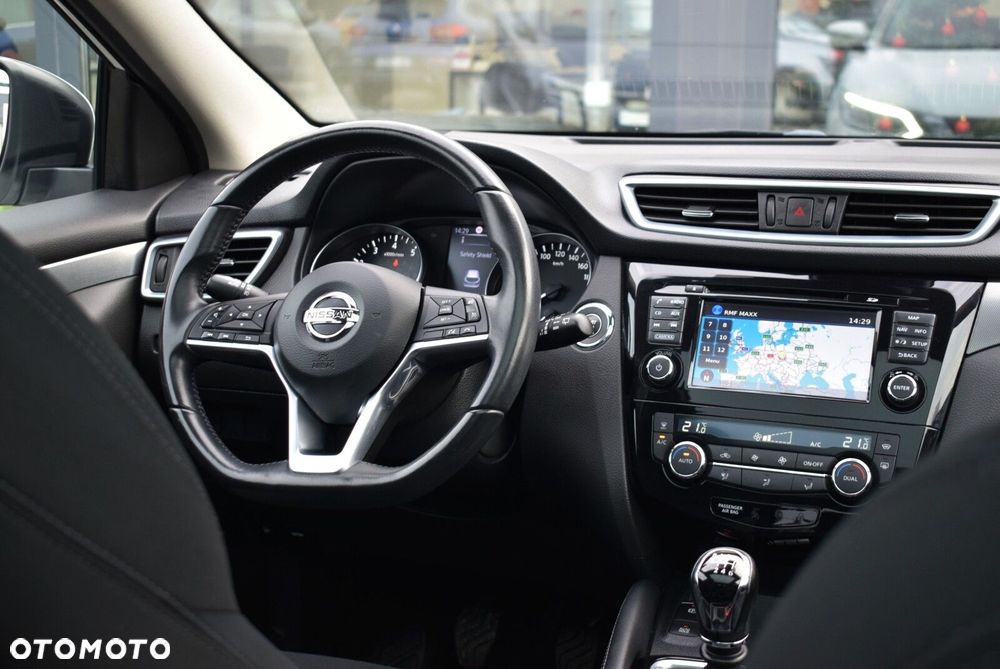 Nissan Qashqai 1.2 DIG-T N-Connecta - 14