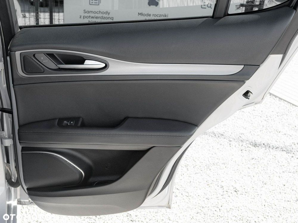 Alfa Romeo Stelvio 2.0 Turbo Veloce Q4 - 29