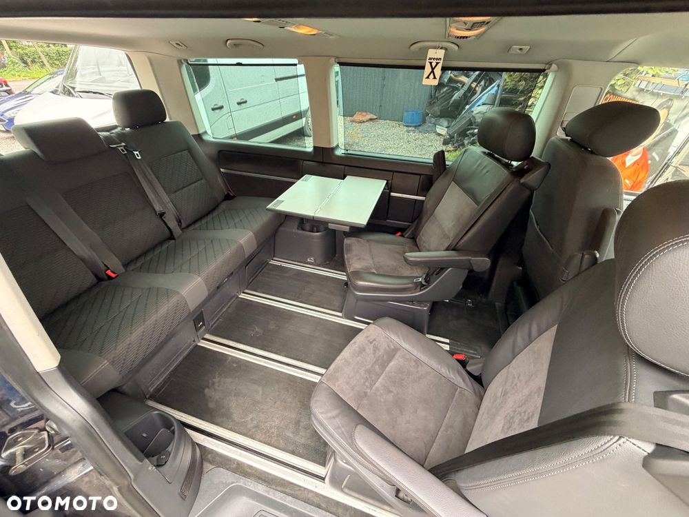 Volkswagen Multivan - 19