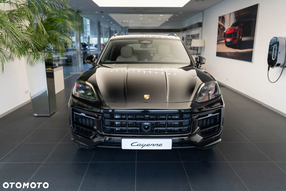 Porsche Cayenne E-Hybrid PHEV Black Edition - 4
