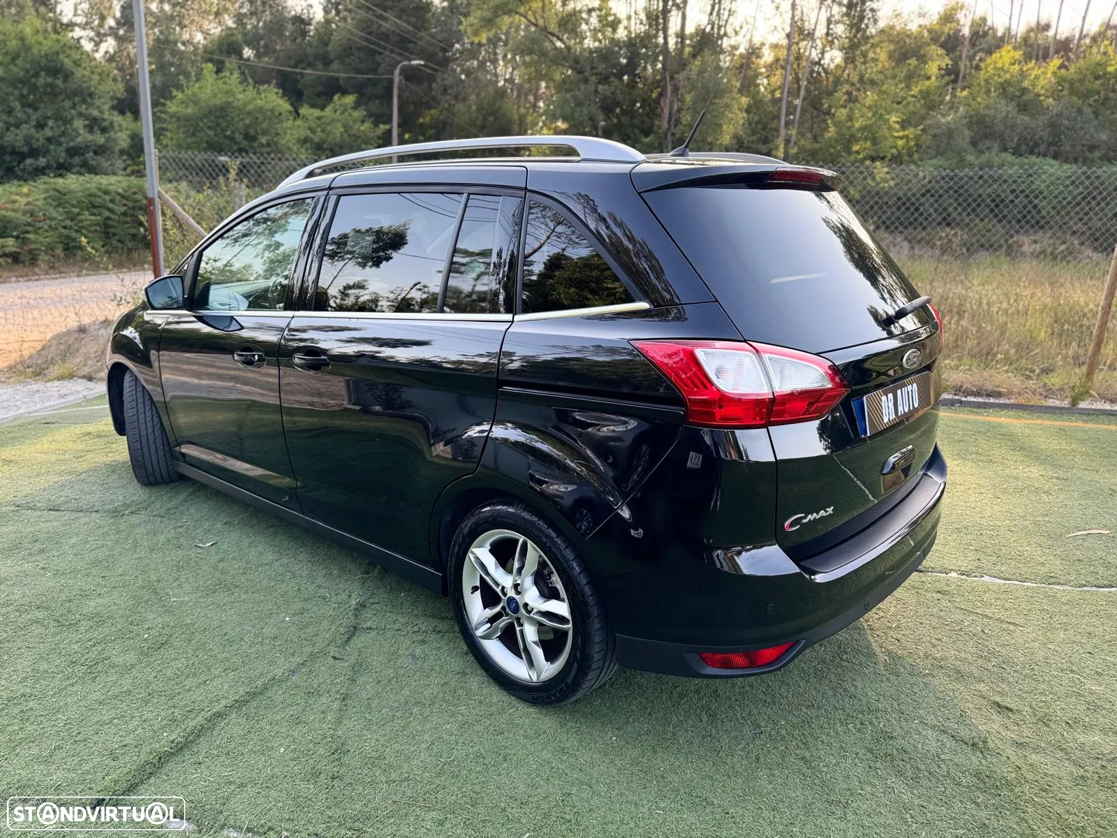 Ford Grand C-Max 1.6 TDCi Titanium Edition S/S - 4