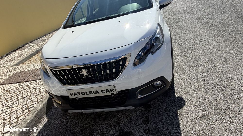 Peugeot 2008 1.2 PureTech Allure Pack - 3