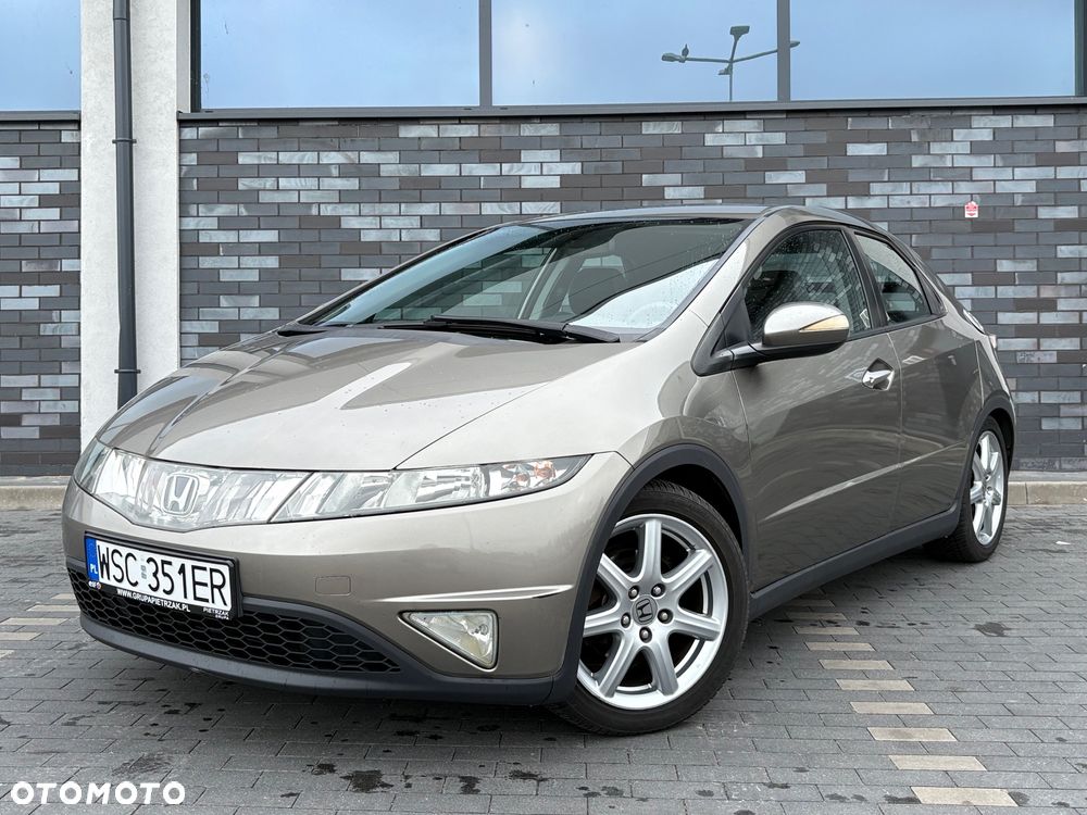 Honda Civic 1.8 Comfort - 1