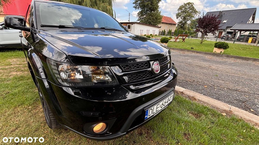Fiat Freemont 2.0 Multijet 16V DPF Automatik Allrad Black Code - 3