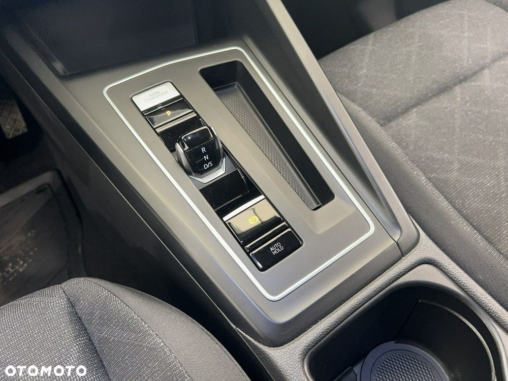Volkswagen Golf - 18