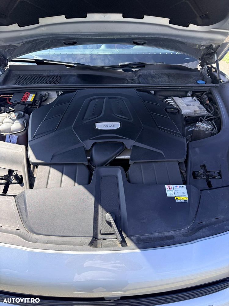 Porsche Cayenne Tiptronic S - 10