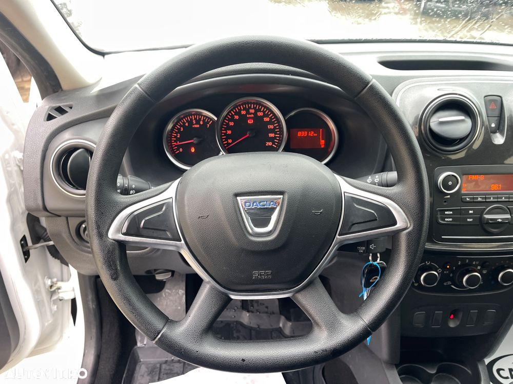 Dacia Logan - 37