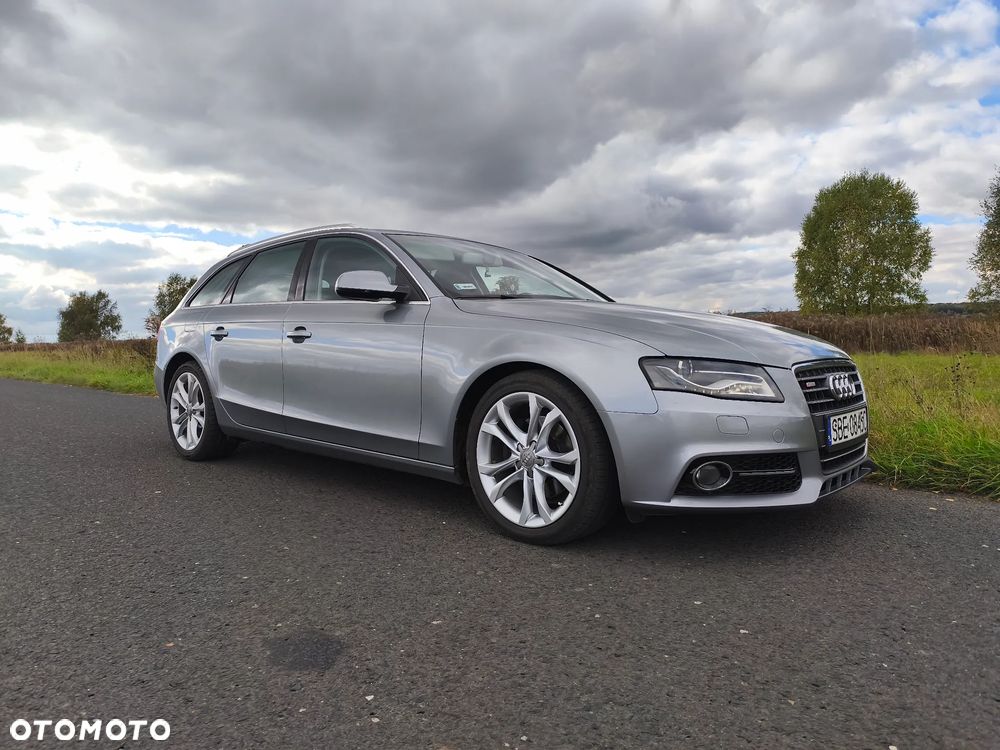 Audi A4 Avant 2.0 TDI DPF Ambiente - 1