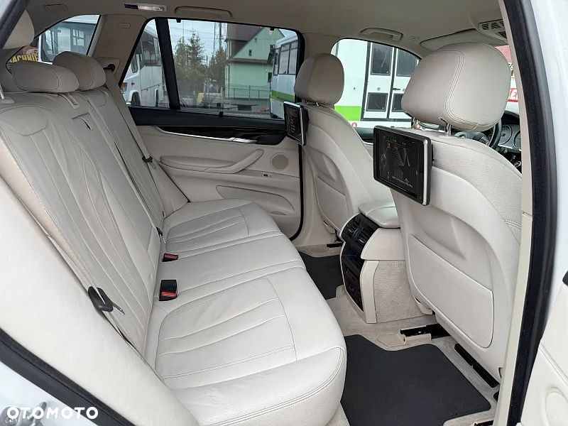 BMW X5 xDrive30d Sport-Aut - 9