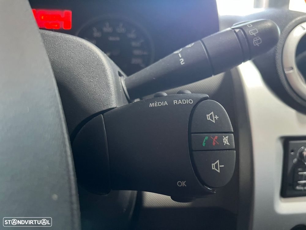 Dacia Sandero 1.2 16V Confort Bi-Fuel - 19