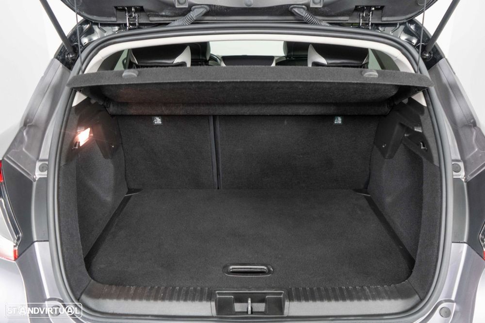 Renault Captur 1.0 TCe Techno - 12