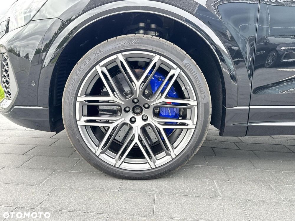Audi RS Q8 - 18