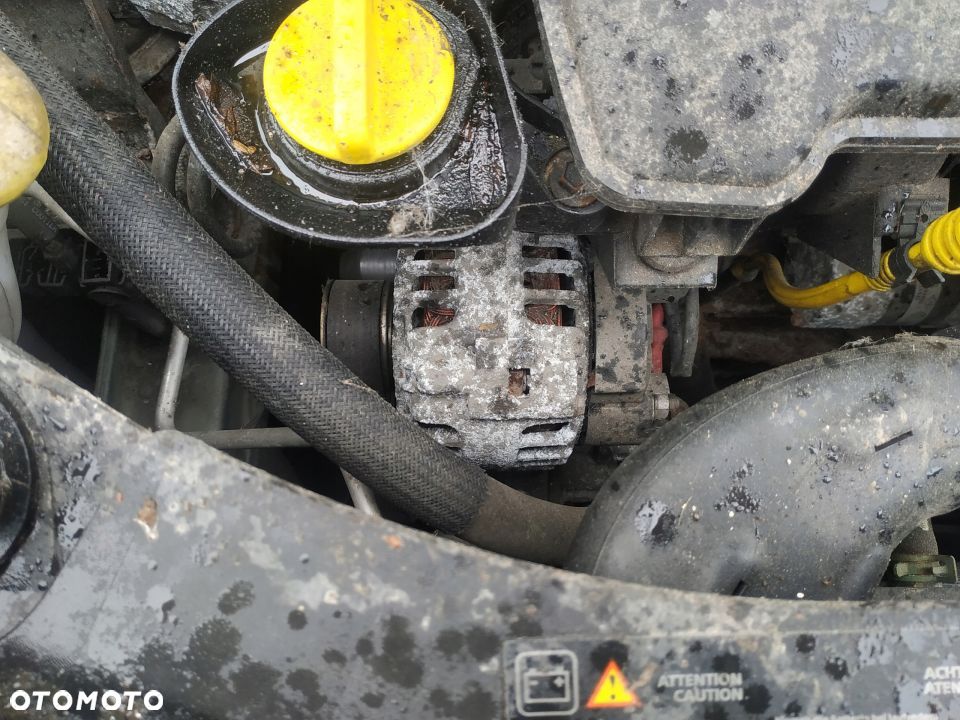 Renault CLIO III 1.2 16V alternator
