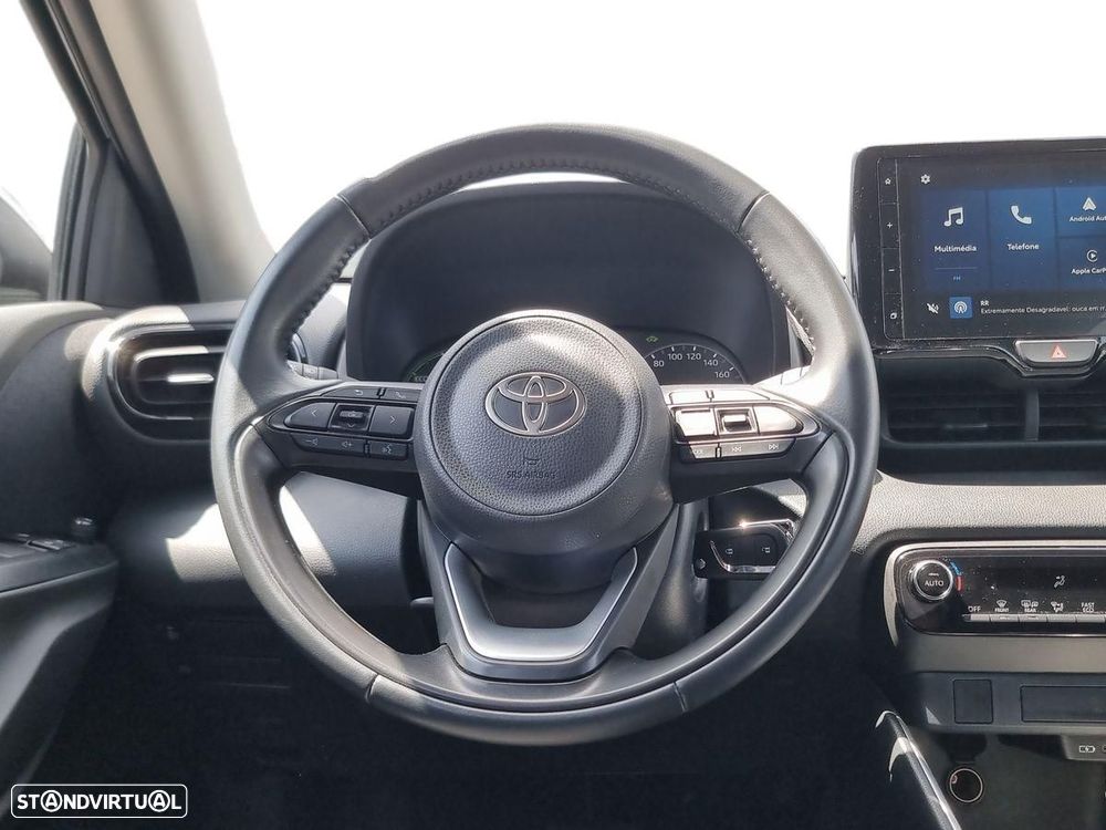Toyota Yaris - 10