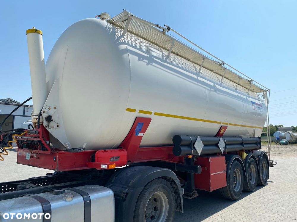 Kassbohrer SSK 40 - 2