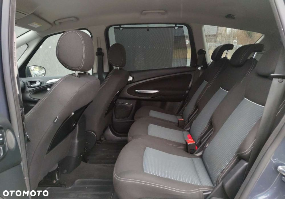 Ford S-Max 2.0 TDCi DPF Business Edition - 30
