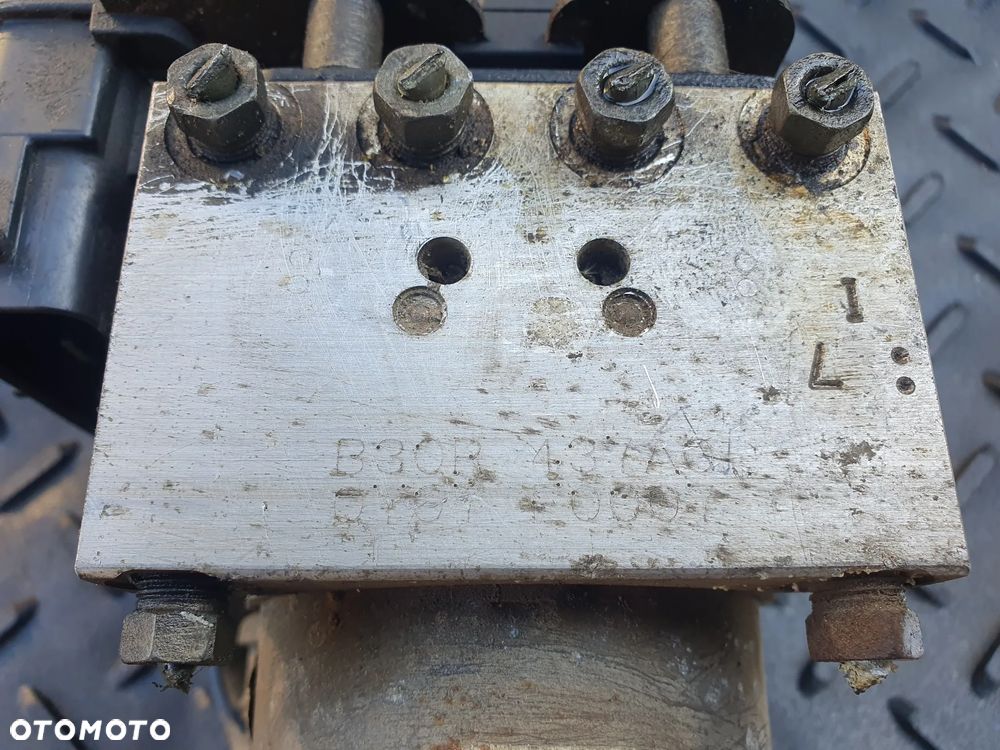 MAZDA 3 POMPA ABS STEROWNIK B30R-437A0 SUMITOMO ORYGINAŁ - 2