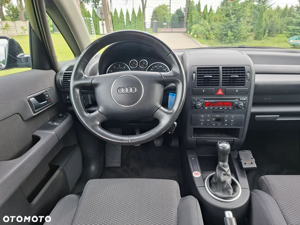 Audi A2 1.6 FSI - 14