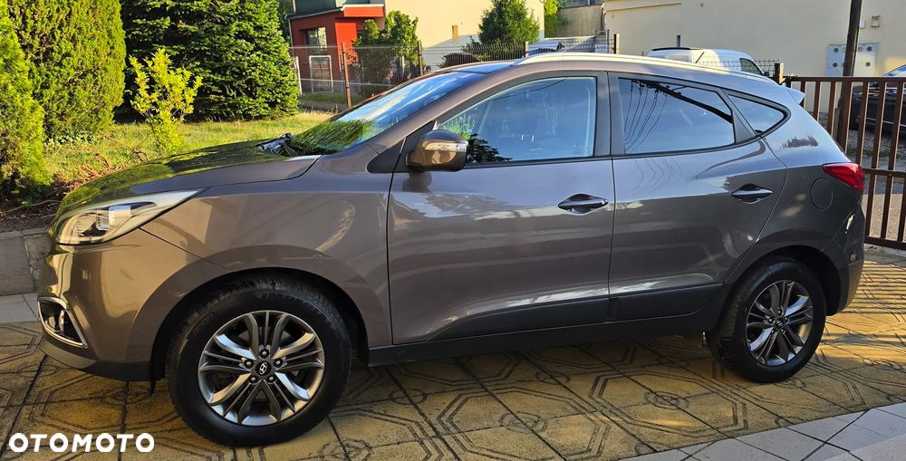 Hyundai ix35 2.0 CRDi Premium 4WD - 2