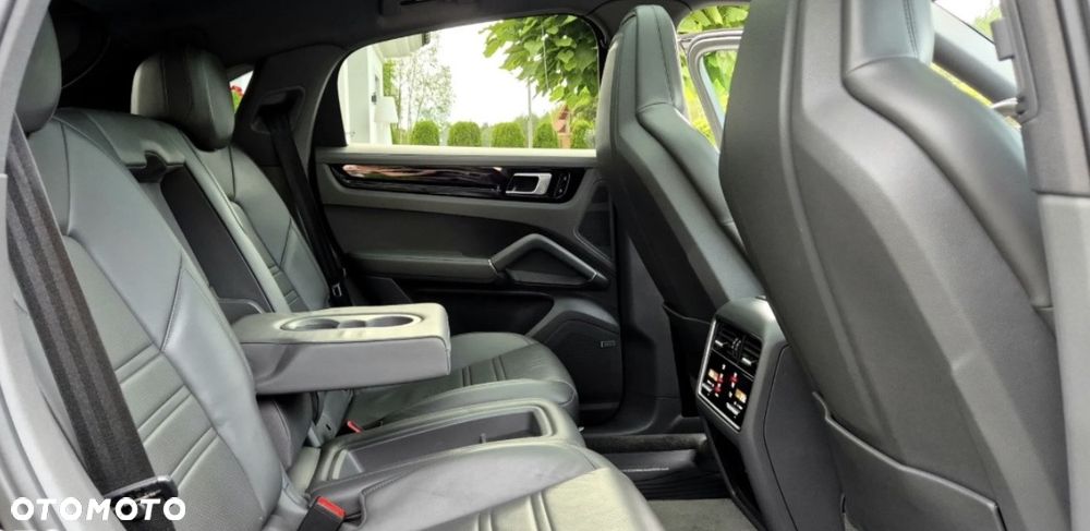 Porsche Cayenne E-Hybrid - 31