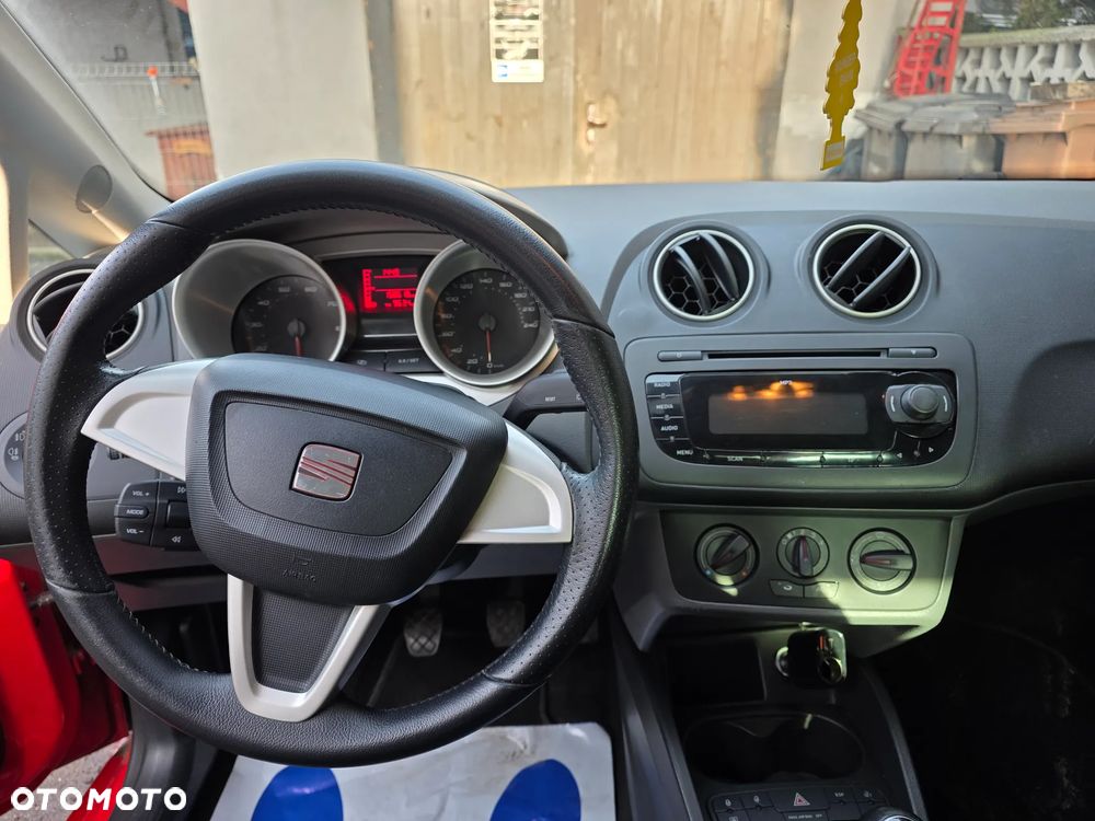 Seat Ibiza SC 1.4 16V Reference - 3