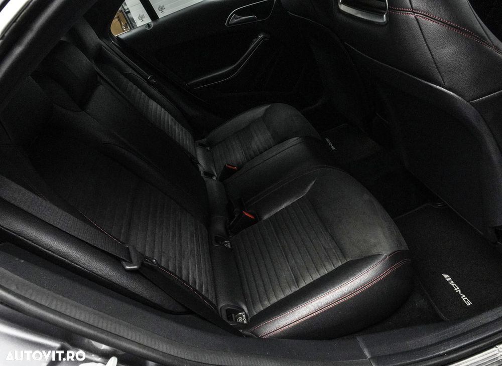Mercedes-Benz CLA - 16