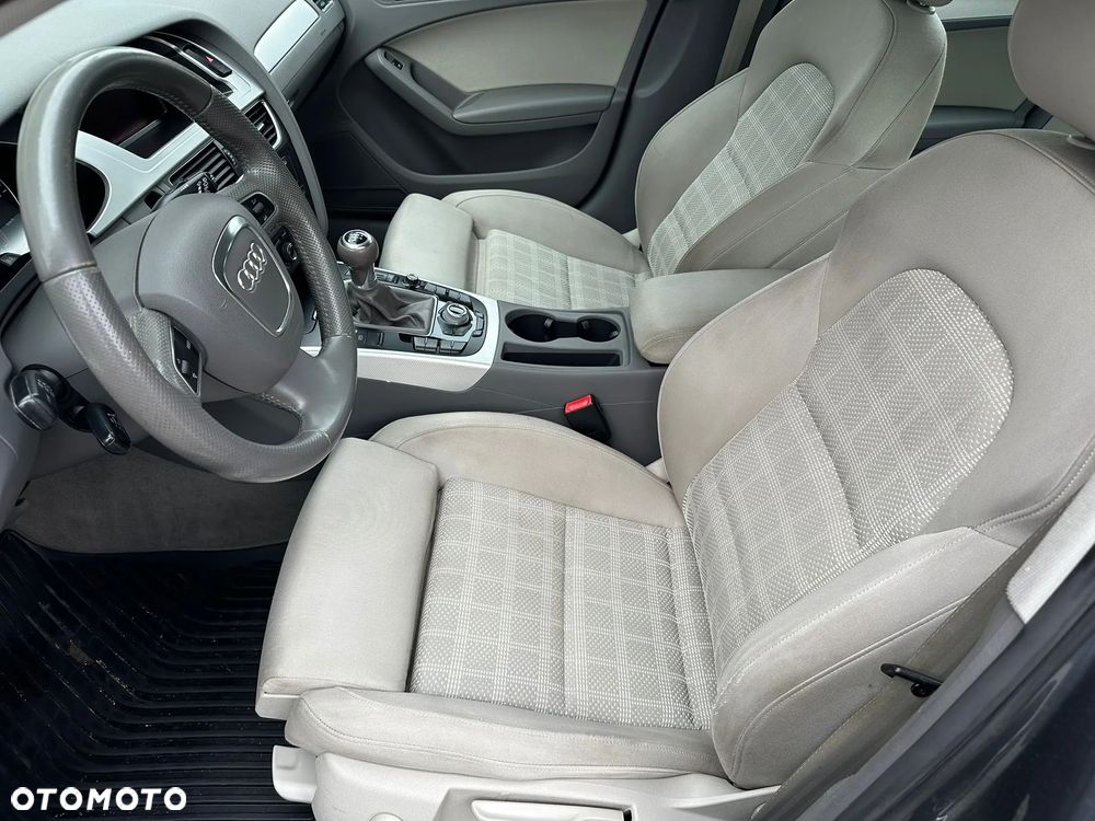 Audi A4 Avant 2.0 TDI DPF Ambition - 17
