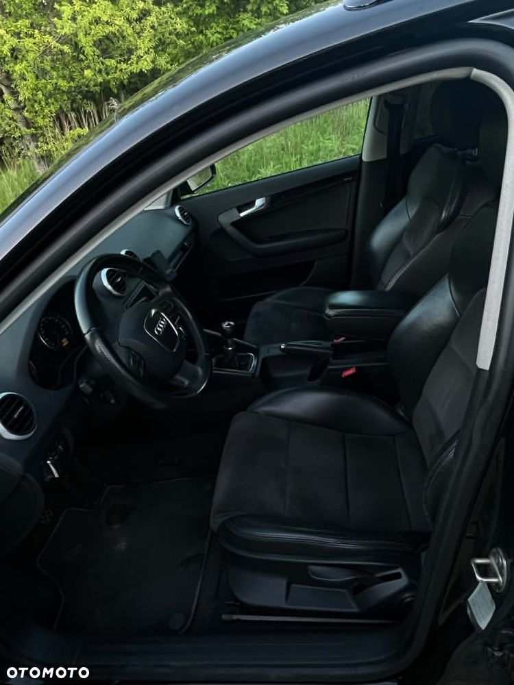 Audi A3 Sportback 2.0 TDI Ambition - 12
