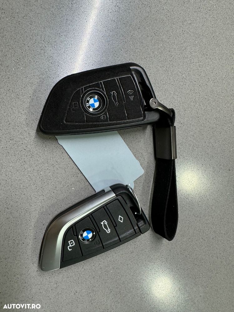 BMW Seria 3 330e Aut. M Sport - 14