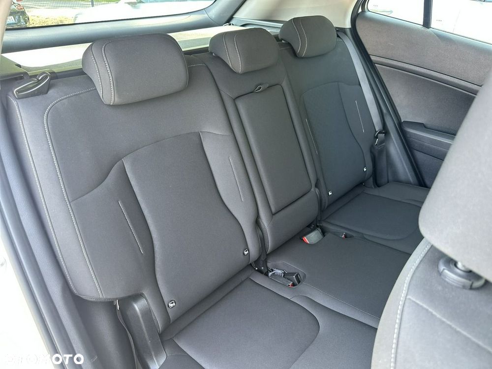 Kia Sportage - 16