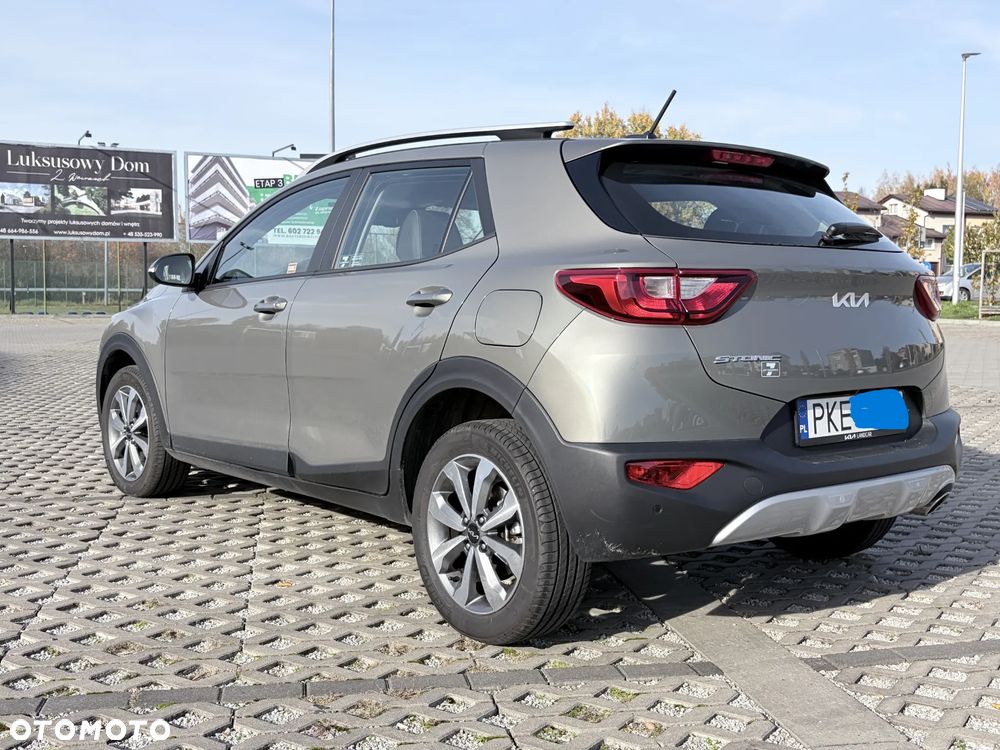 Kia Stonic 1.2 L - 8