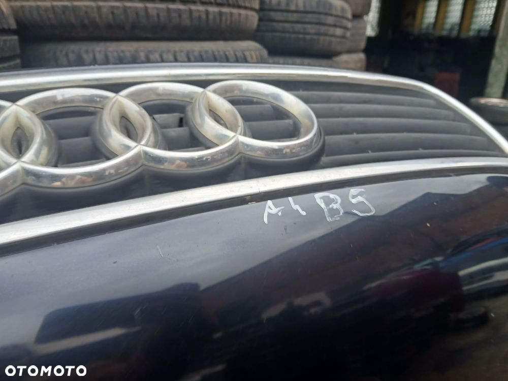Audi A4 B5 Maska - 3