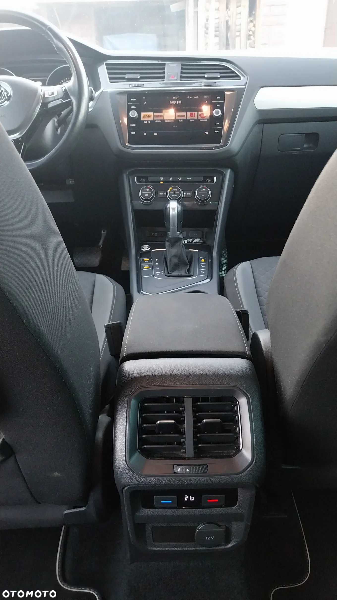 Volkswagen Tiguan 2.0 TDI BMT SCR Comfortline DSG - 12