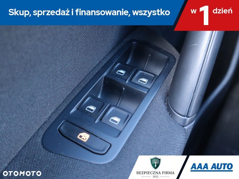 Volkswagen Golf Variant - 17