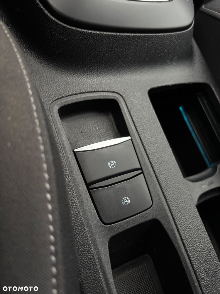 Ford Focus 1.5 EcoBlue STart-Stopp-System TITANIUM - 16