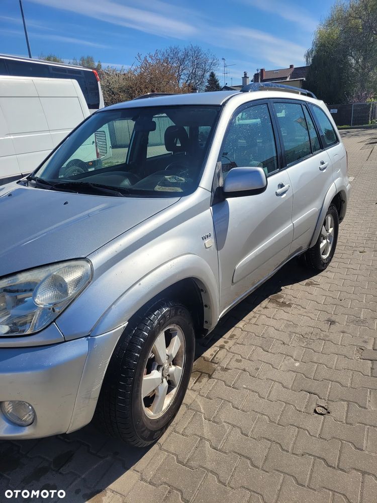 Toyota RAV4 2.0 VVT-i 4x4 - 10